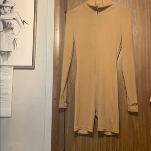 Women lucky label khaki romper size medium